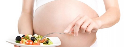 Ποιες τροφές πρέπει να αποφεύγετε στην εγκυμοσύνη
