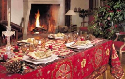 ΠΟΥ σε Ευρωπαίους: Ούτε στους συγγενείς σας τα Χριστούγεννα γιατί ο κορονοϊός «θερίζει»