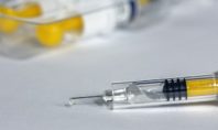 Εξαδάκτυλος: Δεν αποκλείεται να εμβολιαζόμαστε κάθε χρόνο για τον κορονοϊό